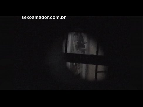 ❤️ Блонди е тајно снимена од воајер од соседството скриен зад шупливи тули ☑ Порно видео на mk.pornoklinge.ru ️❤